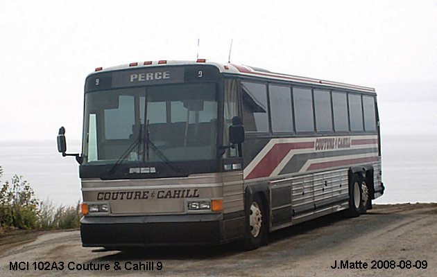 BUS/AUTOBUS: MCI 102A3 1995 Couture & Cahill