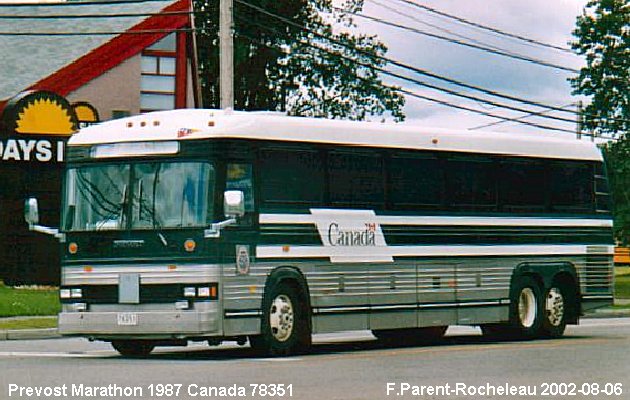 BUS/AUTOBUS: Prevost Marathon 1987 DND Canada