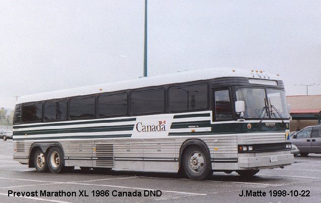 BUS/AUTOBUS: Prevost Marathon 1986 DND Army