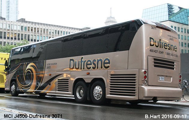 BUS/AUTOBUS: MCI J4500 2017 Dufresne