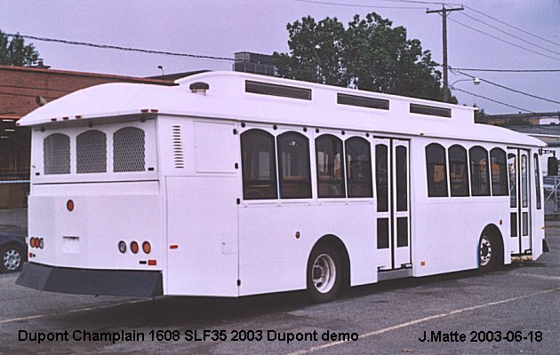 BUS/AUTOBUS: Dupont Industries LFS 2003 Dupont