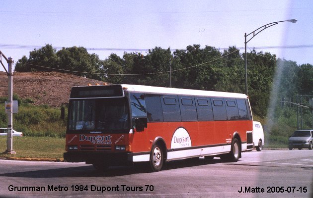 BUS/AUTOBUS: Grumman Metro 1984 Dupont (1999)