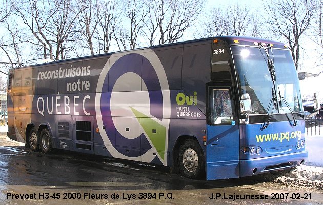 BUS/AUTOBUS: Prevost H3-45 2000 Fleurs de Lys