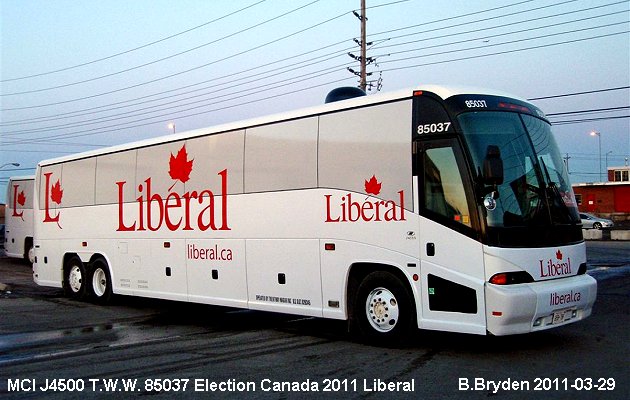 BUS/AUTOBUS: MCI J4500 2009 Election Canada