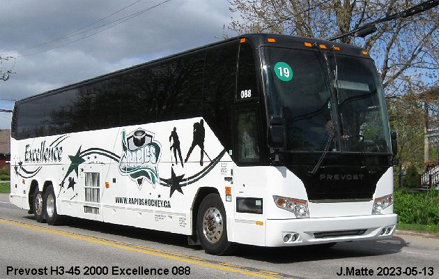 BUS/AUTOBUS: Prevost H3-45 2000 Excellence