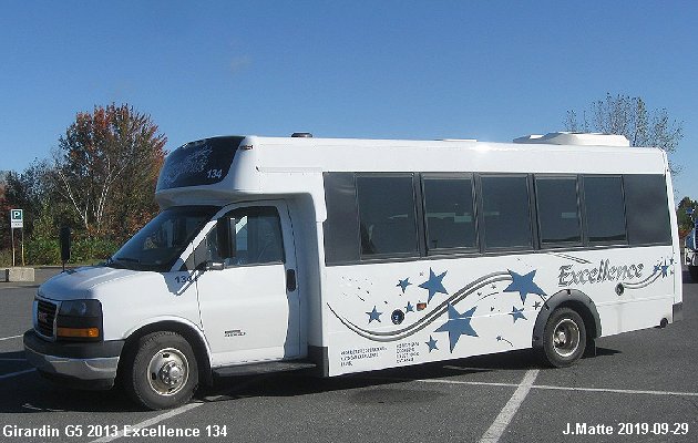 BUS/AUTOBUS: Blue Bird G5 2013 Excellence