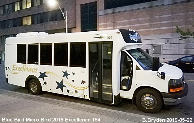 BUS/AUTOBUS: Blue Bird MicroBird 2016 Excellence