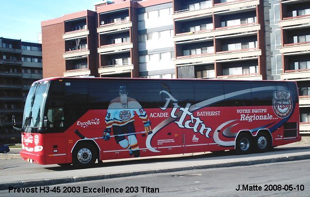 BUS/AUTOBUS: Prevost H3-45 2003 Excellence