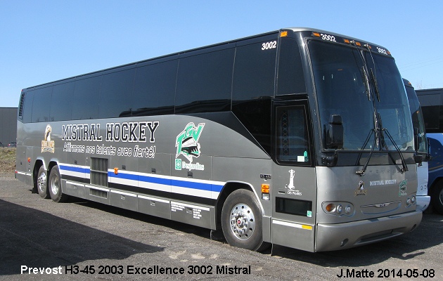 BUS/AUTOBUS: Prevost H3-45 2003 Excellence