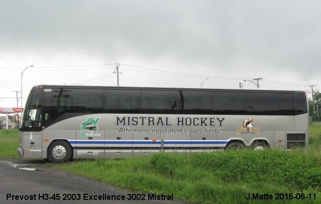 BUS/AUTOBUS: Prevost H3-45 2003 Excellence