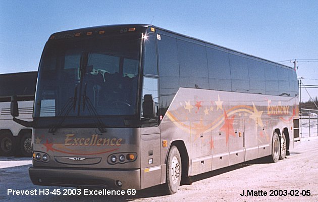 BUS/AUTOBUS: Prevost H3-45 2003 Excellence