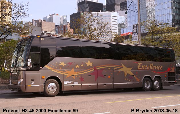 BUS/AUTOBUS: Prevost H3-45 2003 Excellence