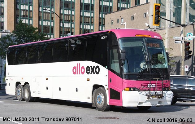 BUS/AUTOBUS: MCI J4500 2011 Transdev