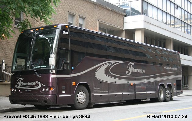 BUS/AUTOBUS: Prevost H3-45 1998 Fleurs de Lys