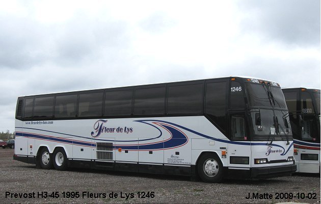 BUS/AUTOBUS: Prevost H3-45 1995 Fleurs de Lys