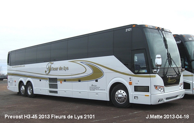 BUS/AUTOBUS: Prevost H3-45 2013 Fleurs de lys