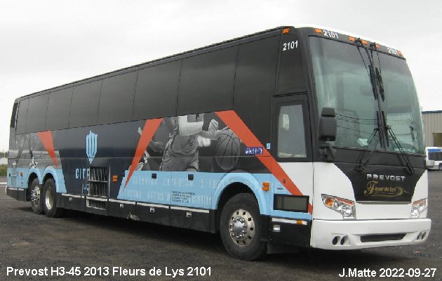 BUS/AUTOBUS: Prevost H3-45 2013 Fleurs de Lys