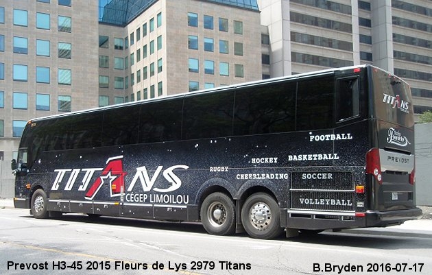 BUS/AUTOBUS: Prevost H3-45 2015 Fleurs de Lys