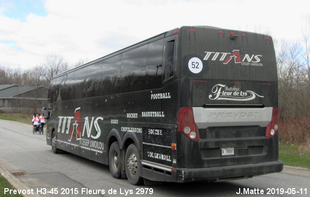 BUS/AUTOBUS: Prevost H3-45 2015 Fleurs de Lys