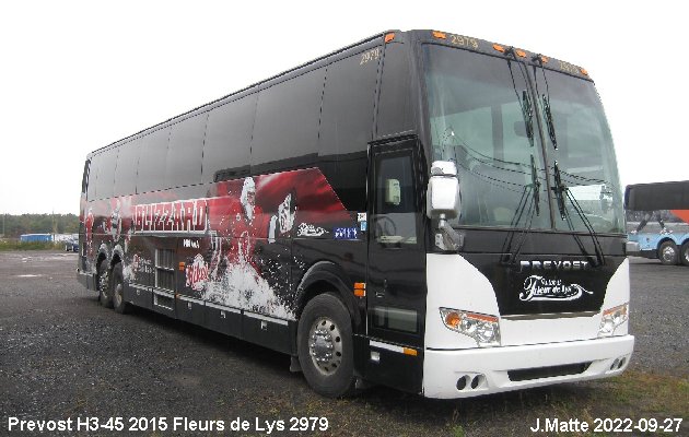 BUS/AUTOBUS: Prevost H3-45 2015 Fleurs de Lys