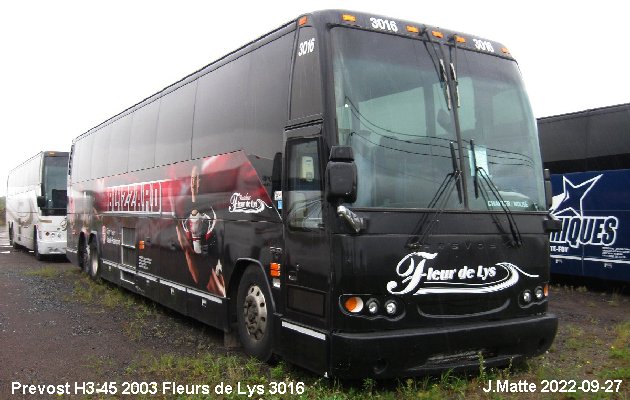 BUS/AUTOBUS: Prevost H3-45 2003 Fleurs de Lys