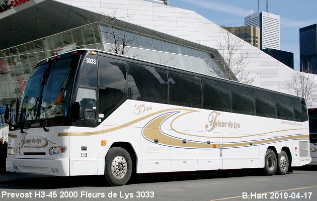 BUS/AUTOBUS: Prevost H3-45 2000 Fleurs de Lys