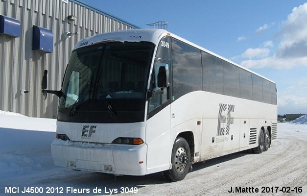 BUS/AUTOBUS: MCI J4500 2012 Fleurs de Lys