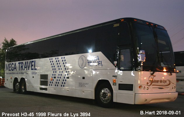 BUS/AUTOBUS: Prevost H3-45 1995 Fleurs de Lys