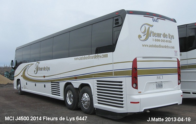 BUS/AUTOBUS: MCI J4500 2014 Fleurs de lys