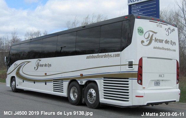 BUS/AUTOBUS: MCI J4500 2011 Fleurs de Lys