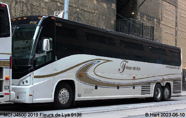 BUS/AUTOBUS: MCI J4500 2019 Fleurs de Lys