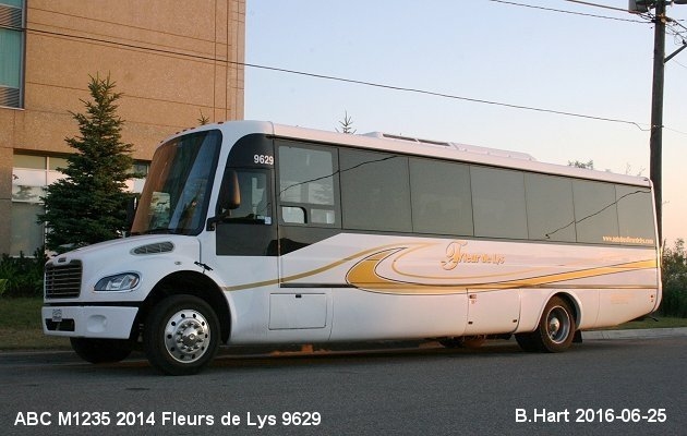 BUS/AUTOBUS: ABC M1235 2014 Fleurs de Lys