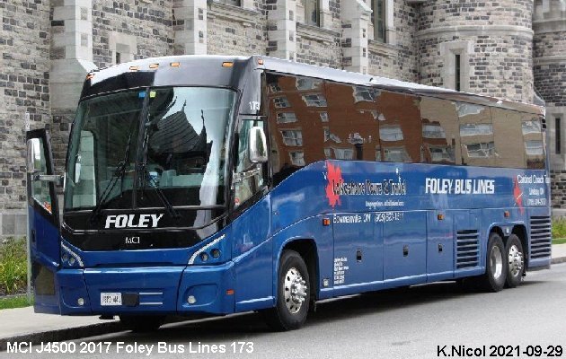 BUS/AUTOBUS: MCI J4500 2017 Foley