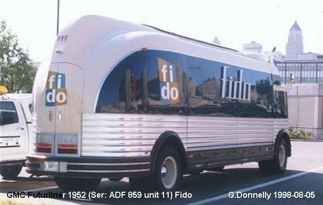 BUS/AUTOBUS: GMC Futurliner 1952 Fido