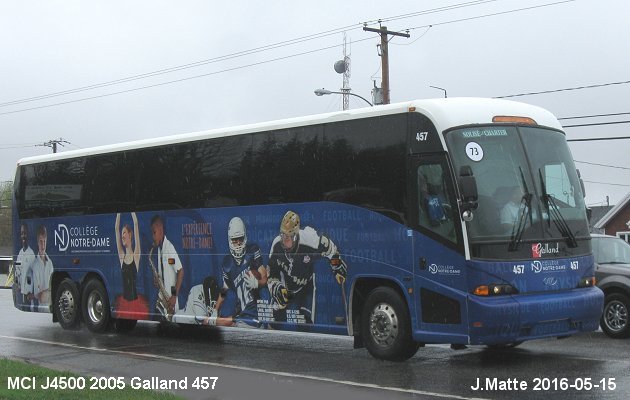 BUS/AUTOBUS: MCI J4500 2005 Galland