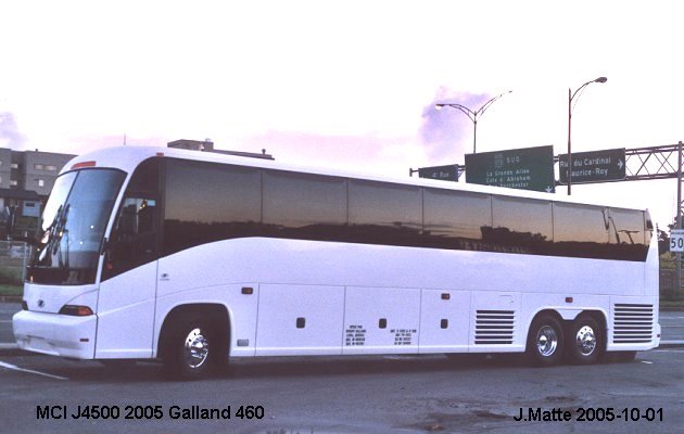 BUS/AUTOBUS: MCI J4500 2005 Galland
