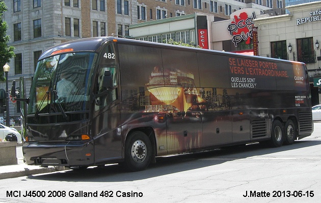 BUS/AUTOBUS: MCI J4500 2008 Galland