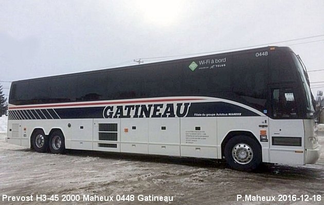 BUS/AUTOBUS: Prevost H3-45 2000 Maheux