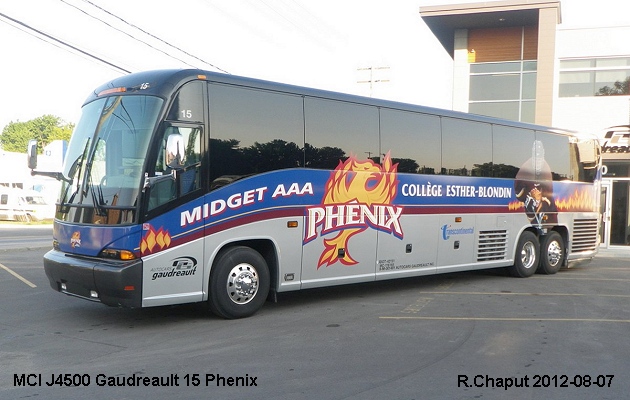 BUS/AUTOBUS: MCI J4500 2010 Gaudreault