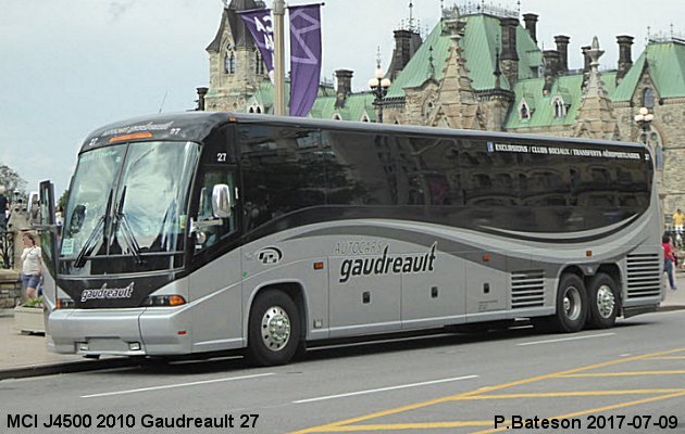 BUS/AUTOBUS: MCI J4500 2010 Gaudreault