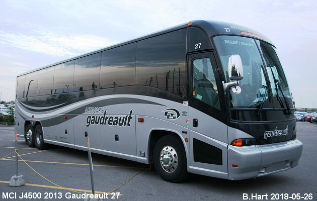 BUS/AUTOBUS: MCI J4500 2010 Gaudreault