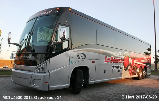 BUS/AUTOBUS: MCI J4500 2014 Gaudreault