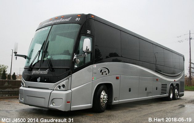 BUS/AUTOBUS: MCI J4500 2014 Gaudreault