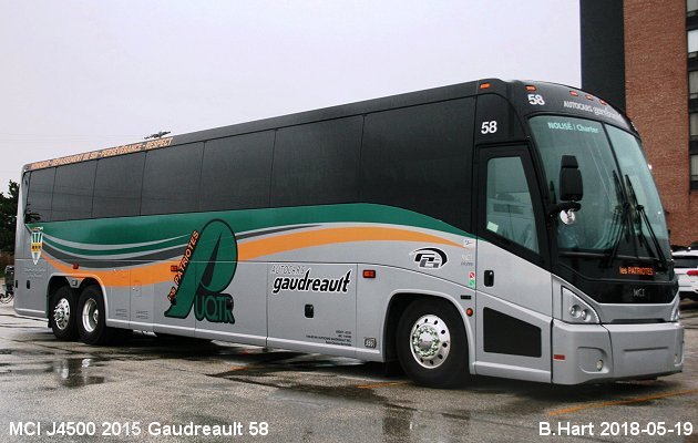 BUS/AUTOBUS: MCI J4500 2015 Gaudreault