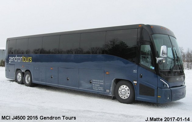 BUS/AUTOBUS: MCI J4500 2015 Gendron