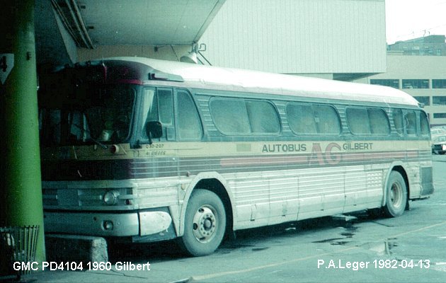 BUS/AUTOBUS: GMC PD4104 1960 Gilbert