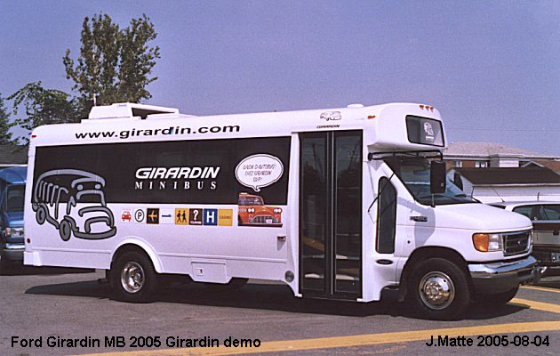 BUS/AUTOBUS: Blue Bird MB 2005 Girardin