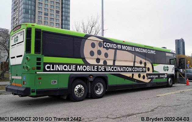 BUS/AUTOBUS: MCI D4500CT 2010 Go Transit