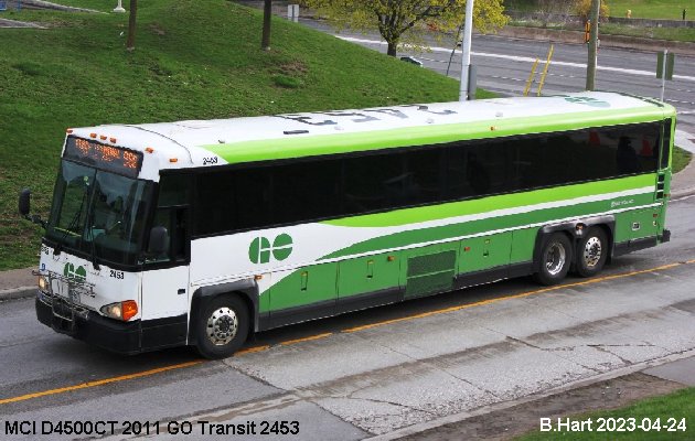 BUS/AUTOBUS: MCI D4500CT 2011 Go Transit