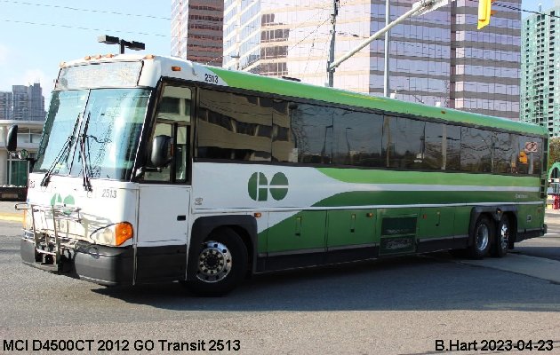 BUS/AUTOBUS: MCI D4500CT 2012 Go Transit